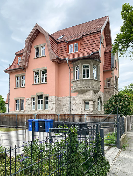 Sanierung mit Balkonanbau eines Mehrfamilienwohnhauses in Mühlhausen (Thüringen) 1